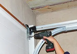 Metro Garage Door Service Warrington, PA 215-874-0148 - installation-side